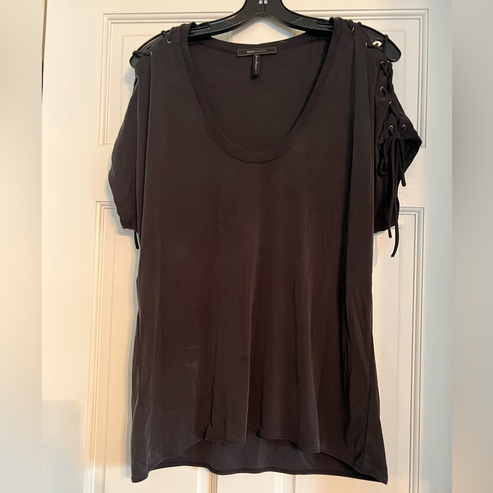 BCBG black tee. Tie up sleeves.